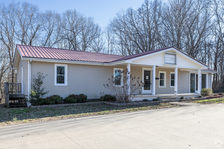 5652 Highway 100, Lyles, TN à vendre - Photo de l’immeuble – Image 2 sur 16