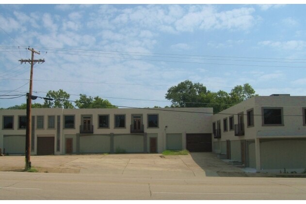 341 W Tyler St, Longview, TX à vendre Photo principale– Image 1 sur 8