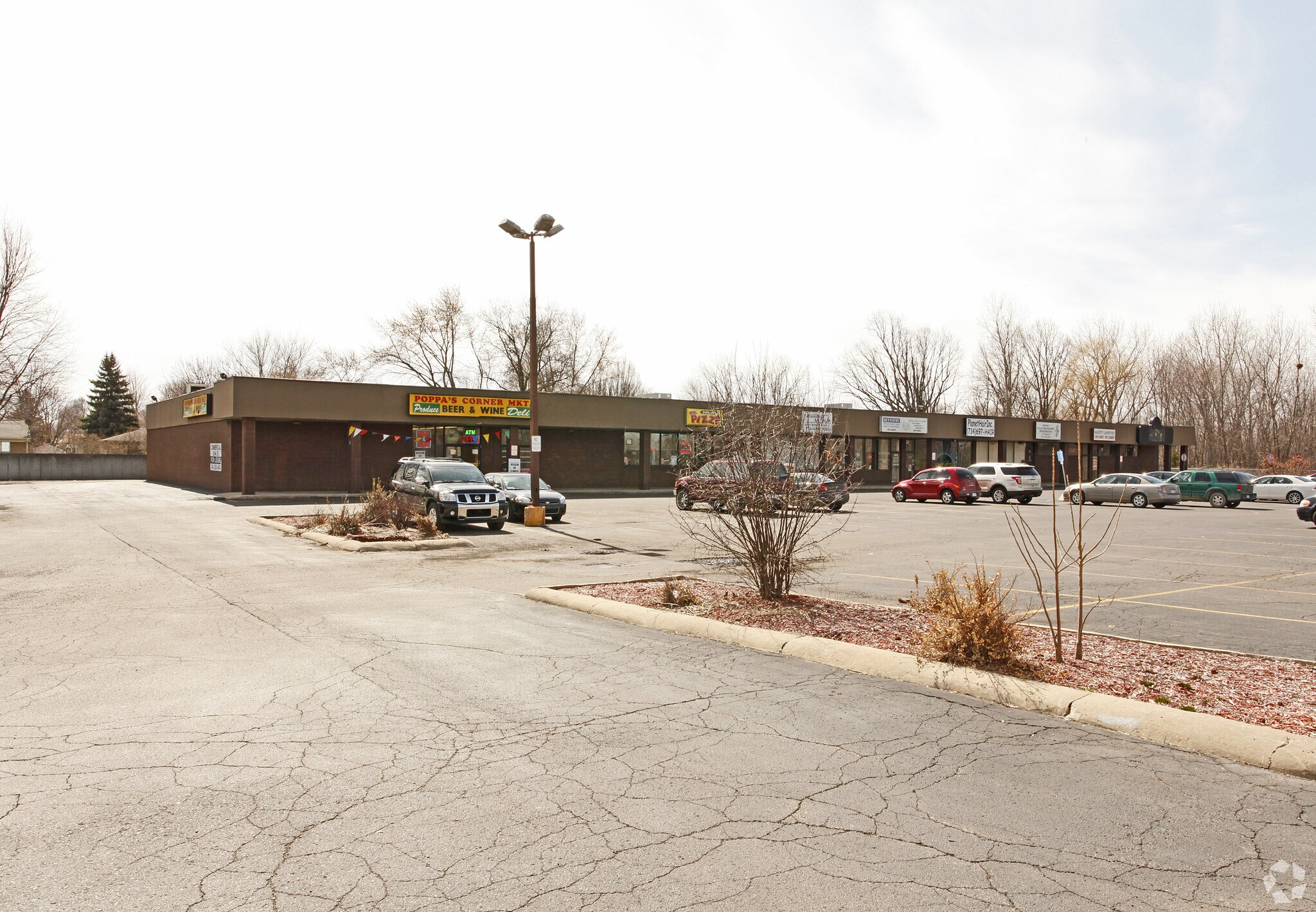 9800-9880 Haggerty Rd, Belleville, MI à louer Photo principale– Image 1 sur 5