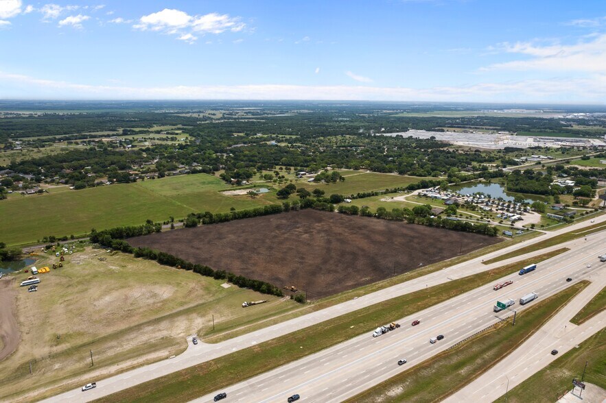 Northbound IH 35, Elm Mott, TX à vendre - Photo de l’immeuble – Image 2 sur 5