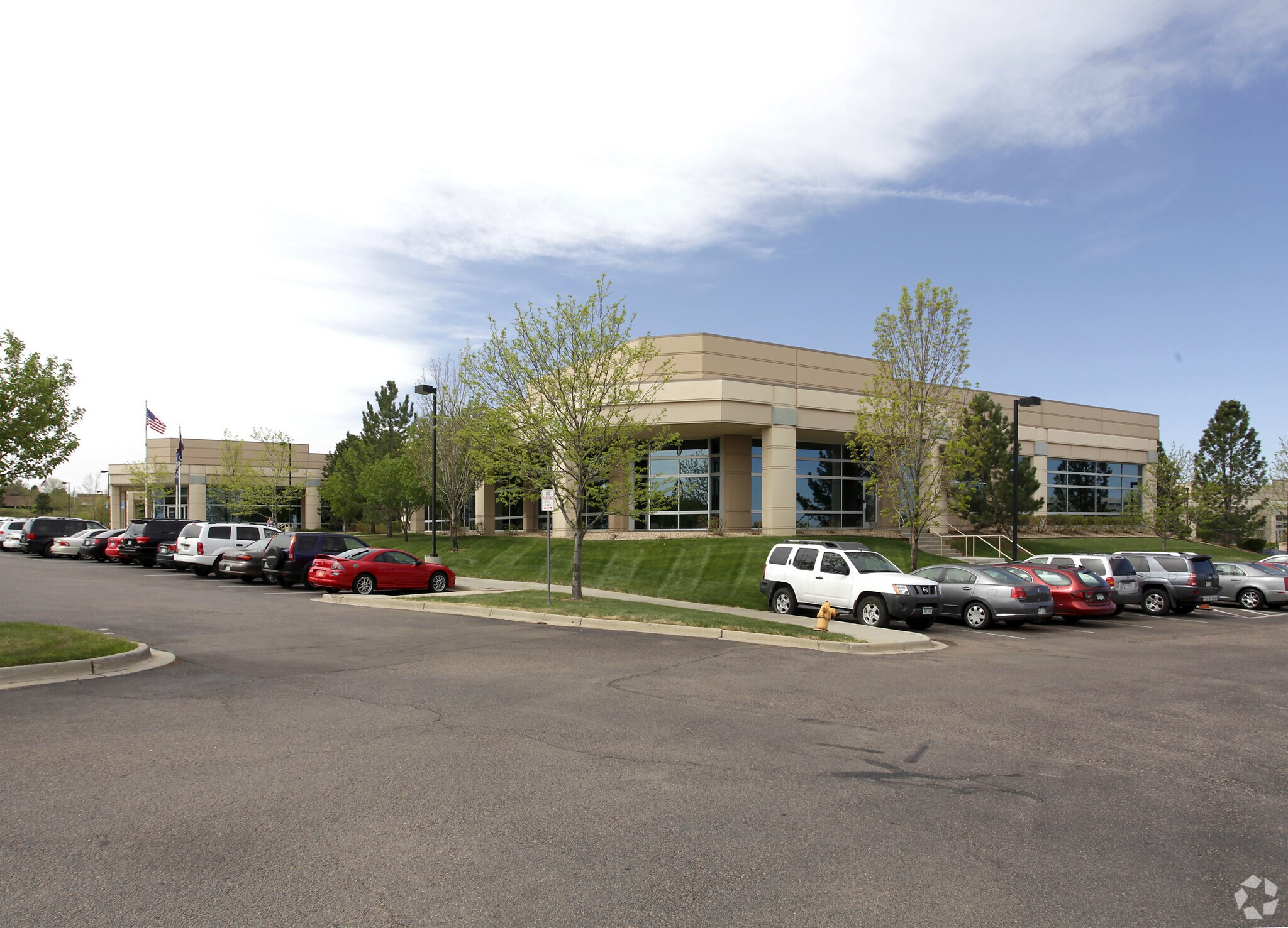 79 Inverness Dr E, Englewood, CO à vendre Photo de l’immeuble– Image 1 sur 9