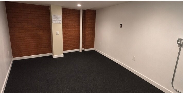 891 Lexington Ave, Brooklyn, NY à louer - Photo de l’immeuble – Image 3 sur 3