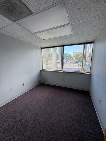 100 Everett Ave, Chelsea, MA à louer - Photo de l’immeuble – Image 3 sur 19