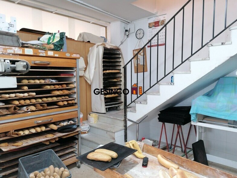 Local commercial dans València, Valencia à vendre - Photo de l’immeuble – Image 2 sur 12