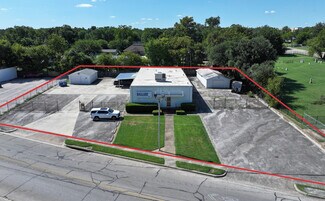 Plus de détails pour 3420 E Vickery Blvd, Fort Worth, TX - Industriel/Logistique à louer