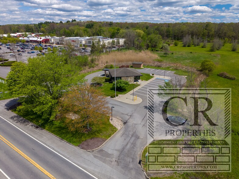 6708 Route 9, Rhinebeck, NY à louer - Photo de l’immeuble – Image 3 sur 41