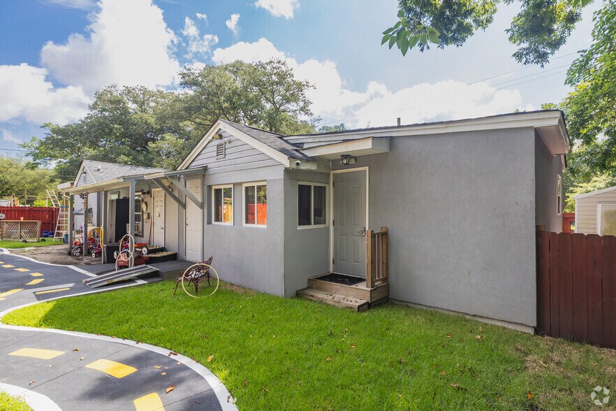 24 Sycamore Ave, Charleston, SC à vendre - Photo de l’immeuble – Image 3 sur 21