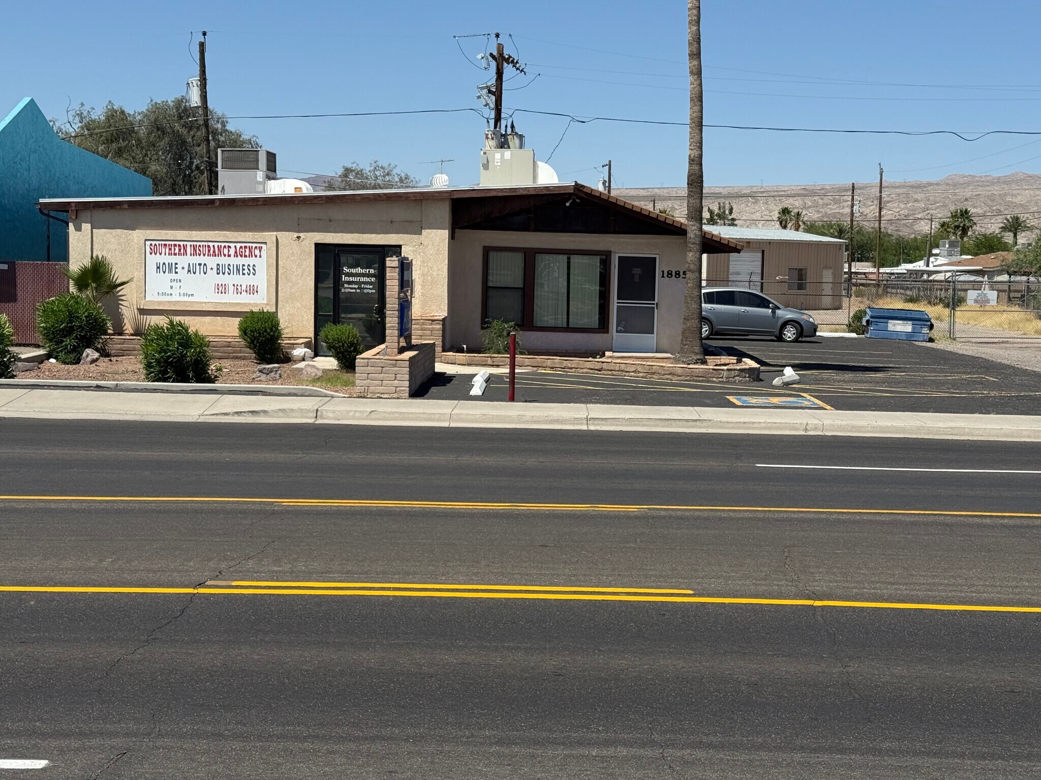 1885 E Lakeside Dr, Bullhead City, AZ à vendre Photo principale– Image 1 sur 7