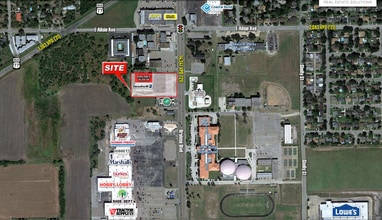2021 S Brahma Blvd, Kingsville, TX à louer Photo de l’immeuble– Image 2 sur 3