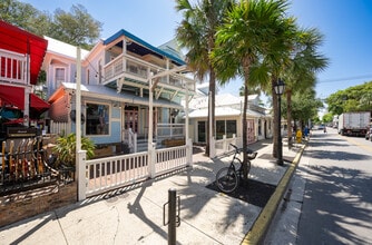 221 Duval St, Key West, FL à louer Photo de l’immeuble– Image 2 sur 15