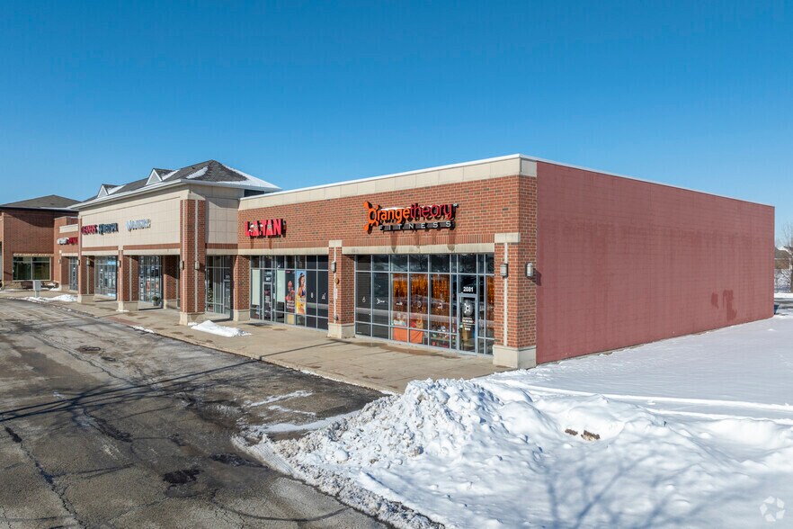 2061-2081 E Laraway Rd, New Lenox, IL à louer - Photo principale – Image 1 sur 5