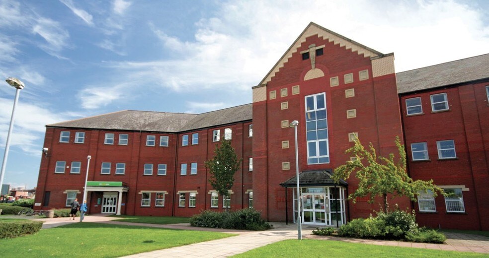 Caldwell Rd, Widnes à louer - Photo de l’immeuble – Image 2 sur 7