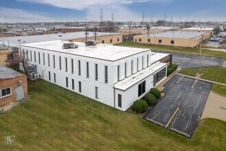 223 Interstate Rd, Addison, IL - VUE AÉRIENNE  vue de carte - Image1