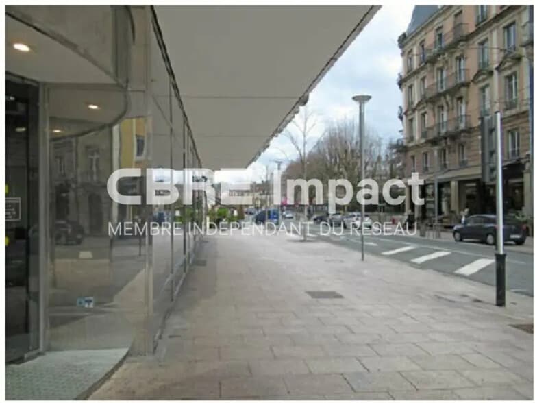 Local commercial dans Belfort à vendre - Photo de l’immeuble – Image 3 sur 8
