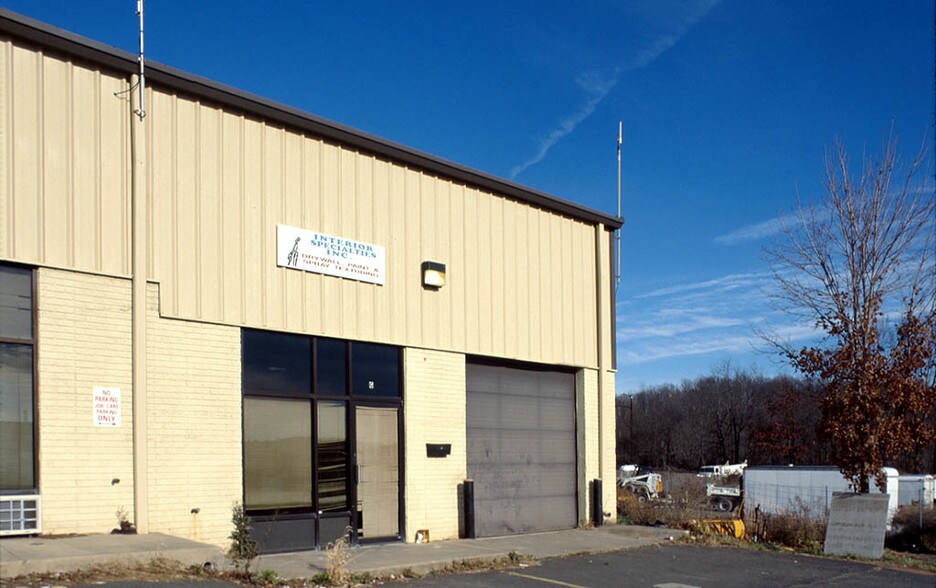9111 Industry Dr, Manassas Park, VA à vendre - Autre – Image 2 sur 11