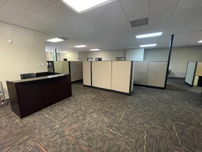 1560 Kingsley Ave, Orange Park, FL à vendre Photo intérieure– Image 2 sur 6