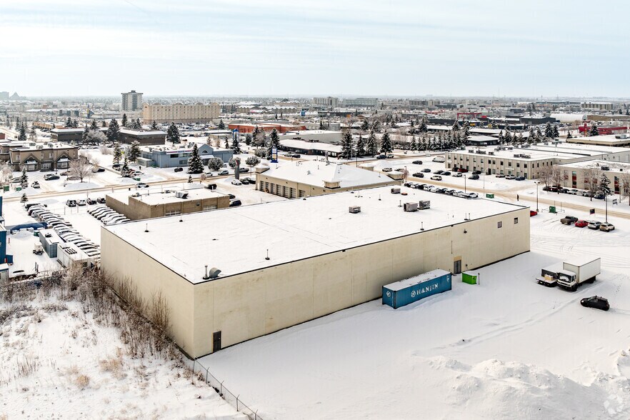 10331 176th St NW, Edmonton, AB à louer - Aérien – Image 3 sur 5
