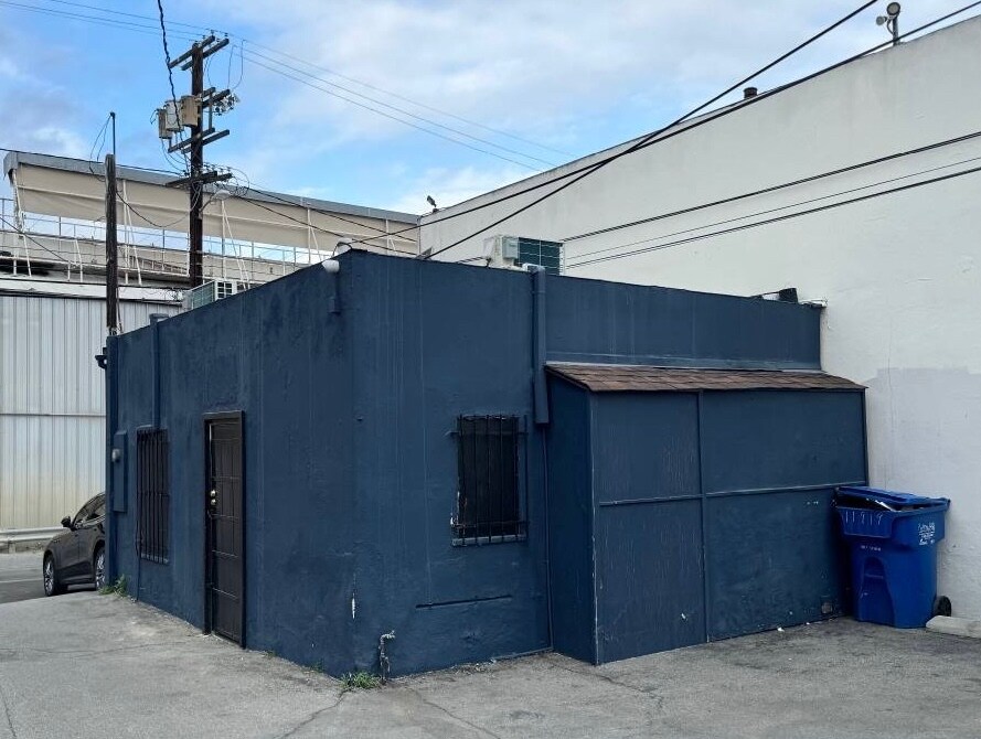 11919-11923 Ventura Blvd, Studio City, CA à louer Photo de l’immeuble– Image 1 sur 2