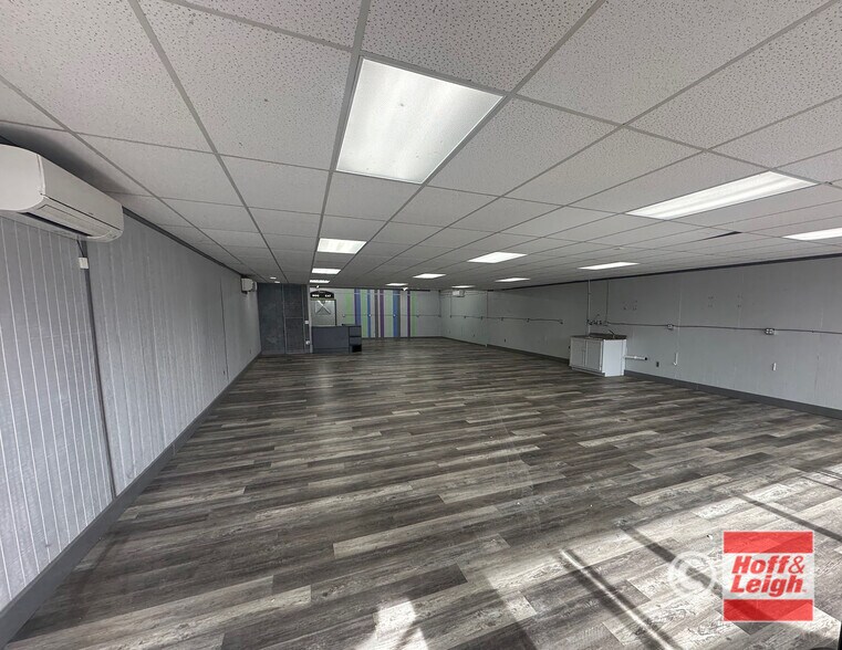 1395 Gardner Blvd, Barberton, OH à louer - Photo de l’immeuble – Image 2 sur 11
