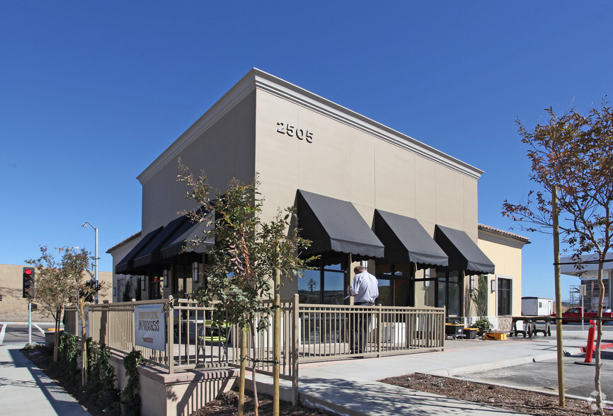 2601 Palomar Airport Rd, Carlsbad, CA à louer - Photo de l’immeuble – Image 1 sur 4