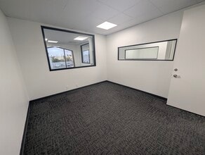 910 W San Marcos Blvd, San Marcos, CA à louer Photo intérieure– Image 1 sur 10