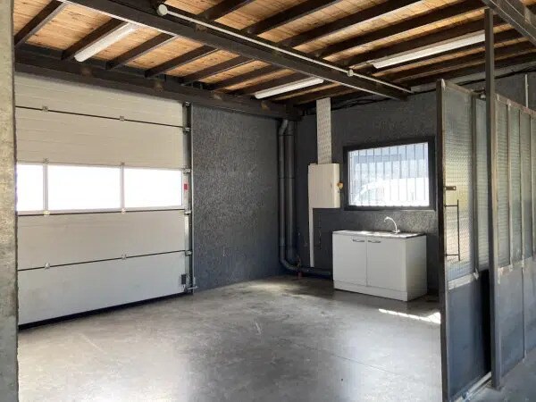 Industriel/Logistique dans Argelès-sur-Mer à louer - Photo de l’immeuble – Image 3 sur 4