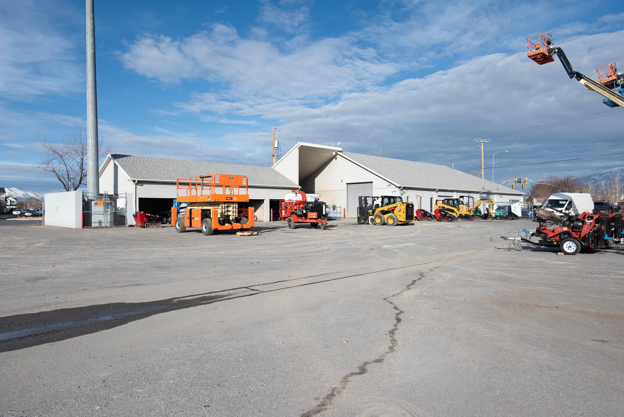 1299 W State Rd, Pleasant Grove, UT à vendre Photo de l’immeuble– Image 1 sur 26