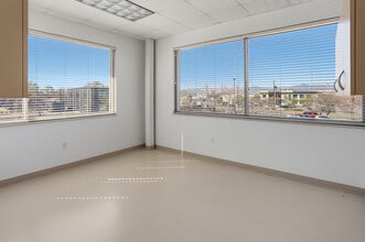 5323 S Woodrow St, Salt Lake City, UT à louer Photo intérieure– Image 2 sur 13