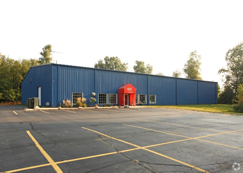 3055 Shirley Dr, Jackson, MI à louer - Photo principale – Image 1 sur 19