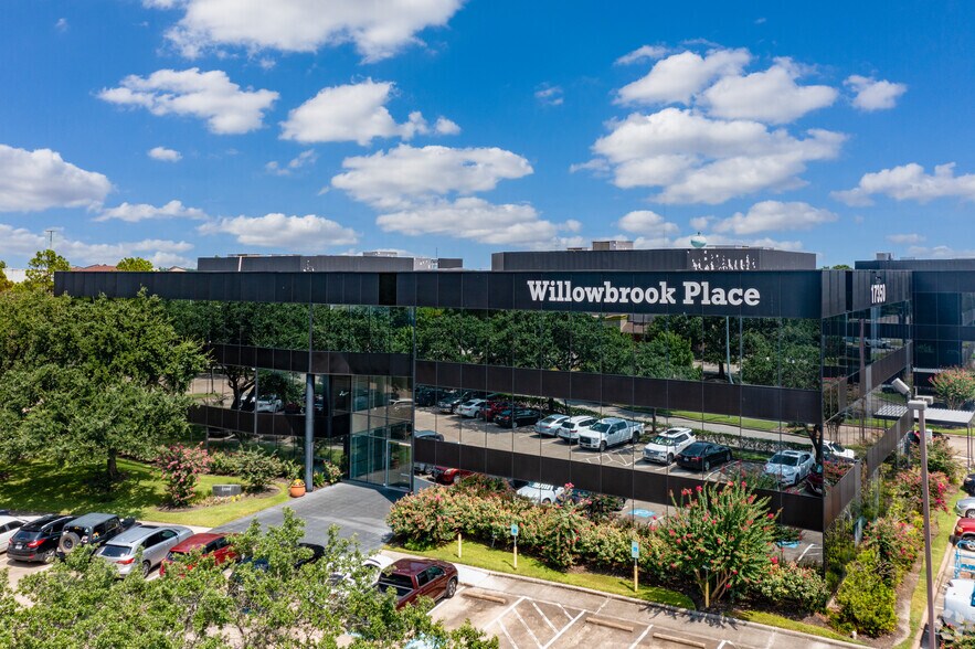17350 State Highway 249, Houston, TX à vendre - Photo principale – Image 1 sur 9