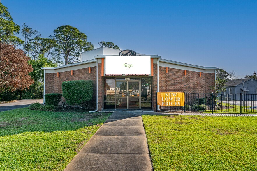 1015 S Ridgewood Ave, Edgewater, FL à vendre - Photo principale – Image 1 sur 34