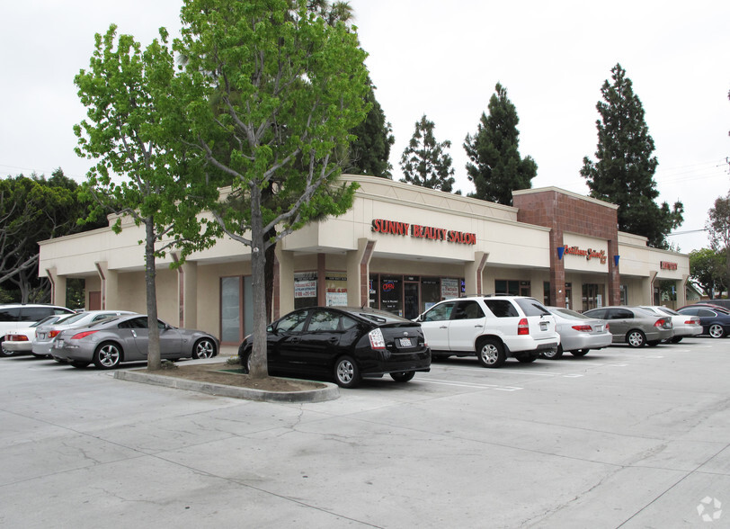 11803-11899 Del Amo Blvd, Los Angeles, CA à louer - Photo principale – Image 3 sur 4