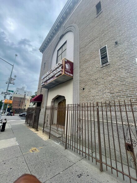 4725 Park Ave, Bronx, NY à vendre - Photo de l’immeuble – Image 3 sur 11