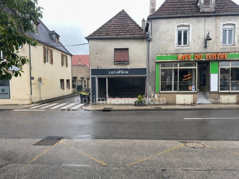 Local commercial dans Pontailler-sur-Saône à louer - Photo de l’immeuble – Image 3 sur 3