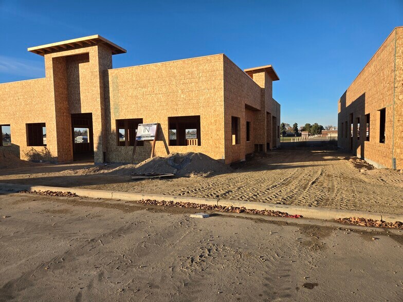 1143 12th Ave Rd, Nampa, ID à louer - Photo de l’immeuble – Image 3 sur 6