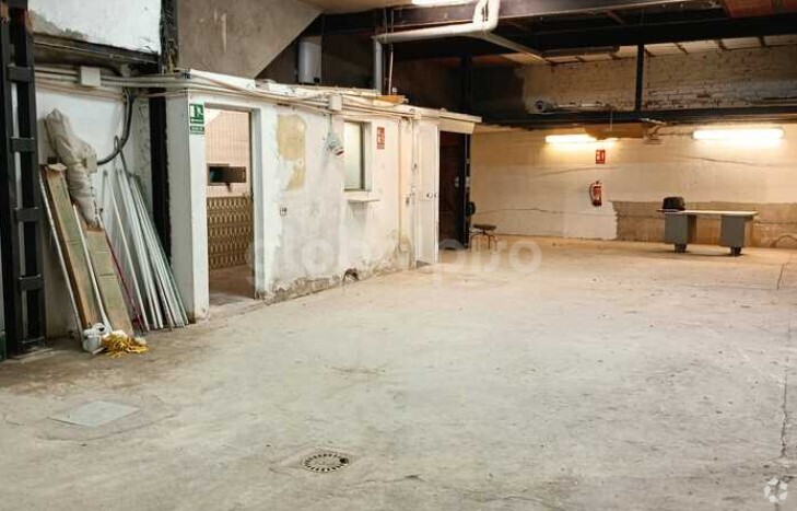Local commercial dans Coslada, Madrid à louer Photo intérieure– Image 1 sur 2