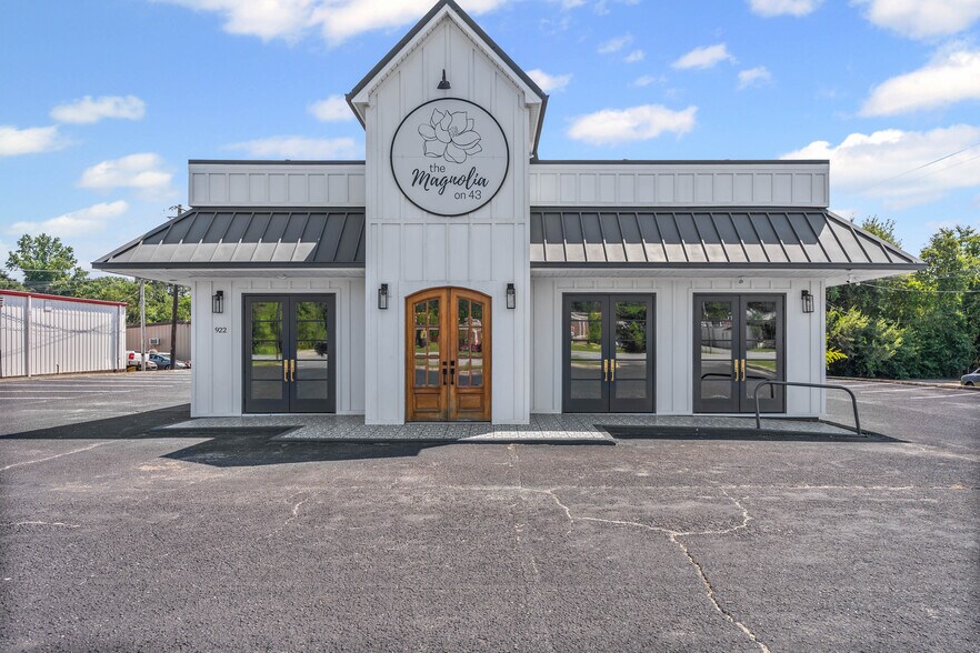 922 Saraland Blvd S, Saraland, AL à vendre - Photo principale – Image 1 sur 29