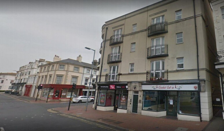23A Cavendish Pl, Eastbourne à louer Photo principale– Image 1 sur 2