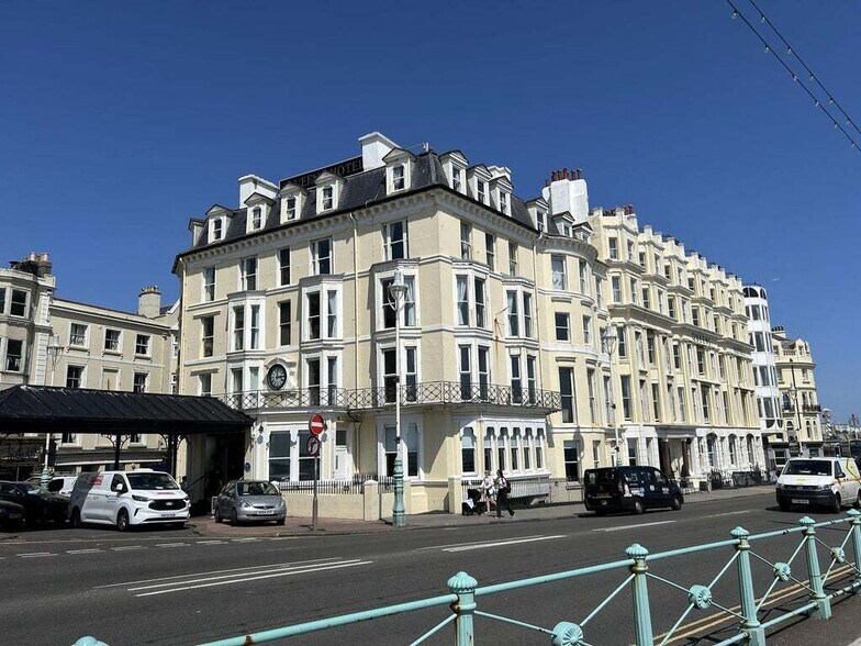1-3 Kings Rd, Brighton à vendre - Photo de l’immeuble – Image 1 sur 26