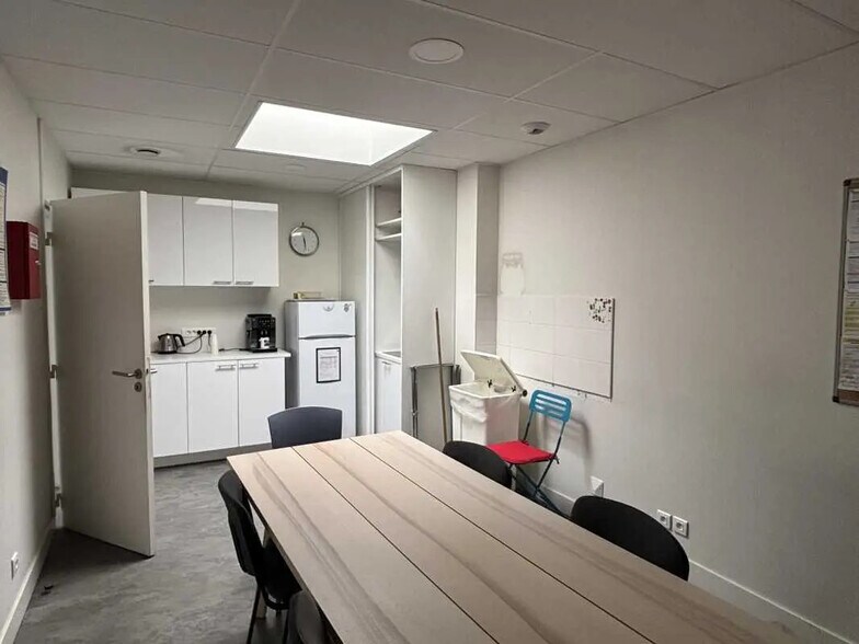 Bureau dans Bordeaux à vendre - Photo intérieure – Image 3 sur 8