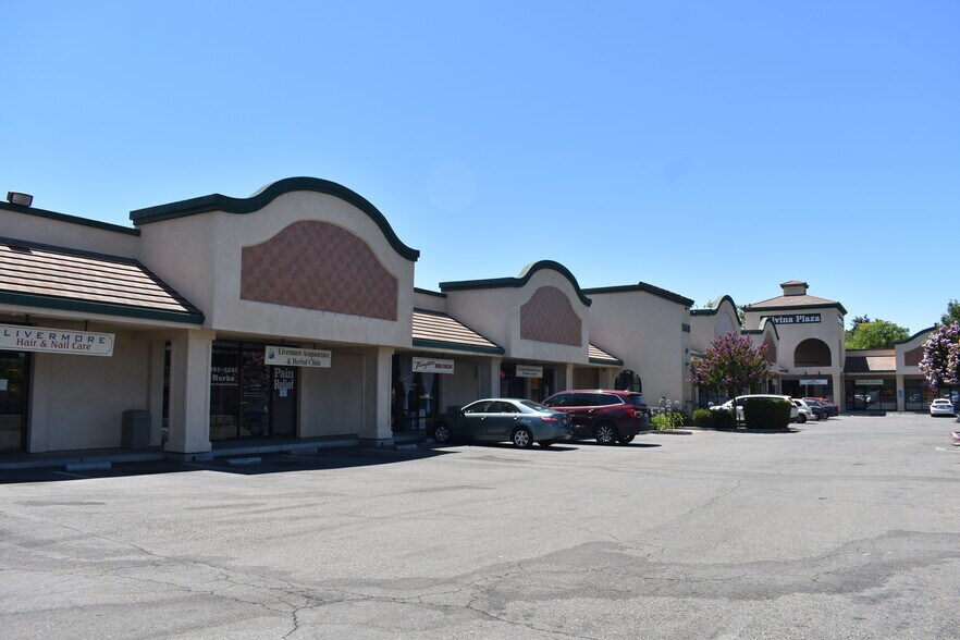 1569 Olivina Ave, Livermore, CA à louer - Photo de l’immeuble – Image 3 sur 3