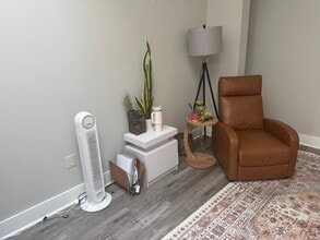 2337 Philmont Ave, Huntingdon Valley, PA à louer Photo intérieure– Image 2 sur 2