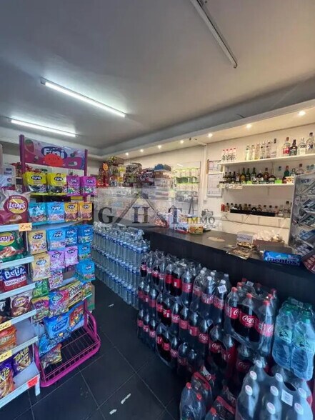 Local commercial dans Chelles à vendre - Photo intérieure – Image 3 sur 11