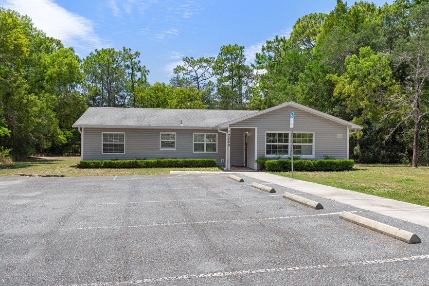 7299 Winter St, Brooksville, FL à vendre - Photo de l’immeuble – Image 2 sur 40