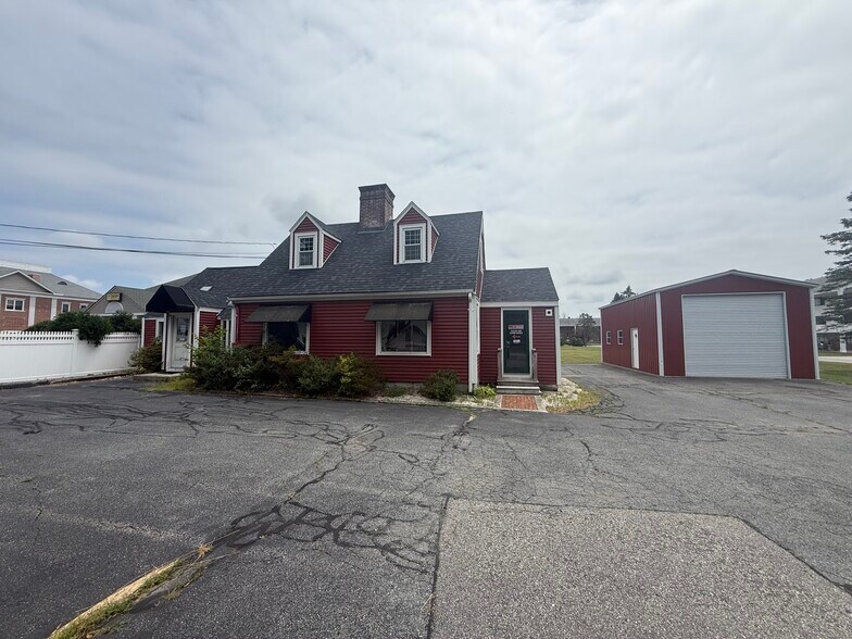 65 Belmont St, South Easton, MA à vendre - Photo de l’immeuble – Image 1 sur 11