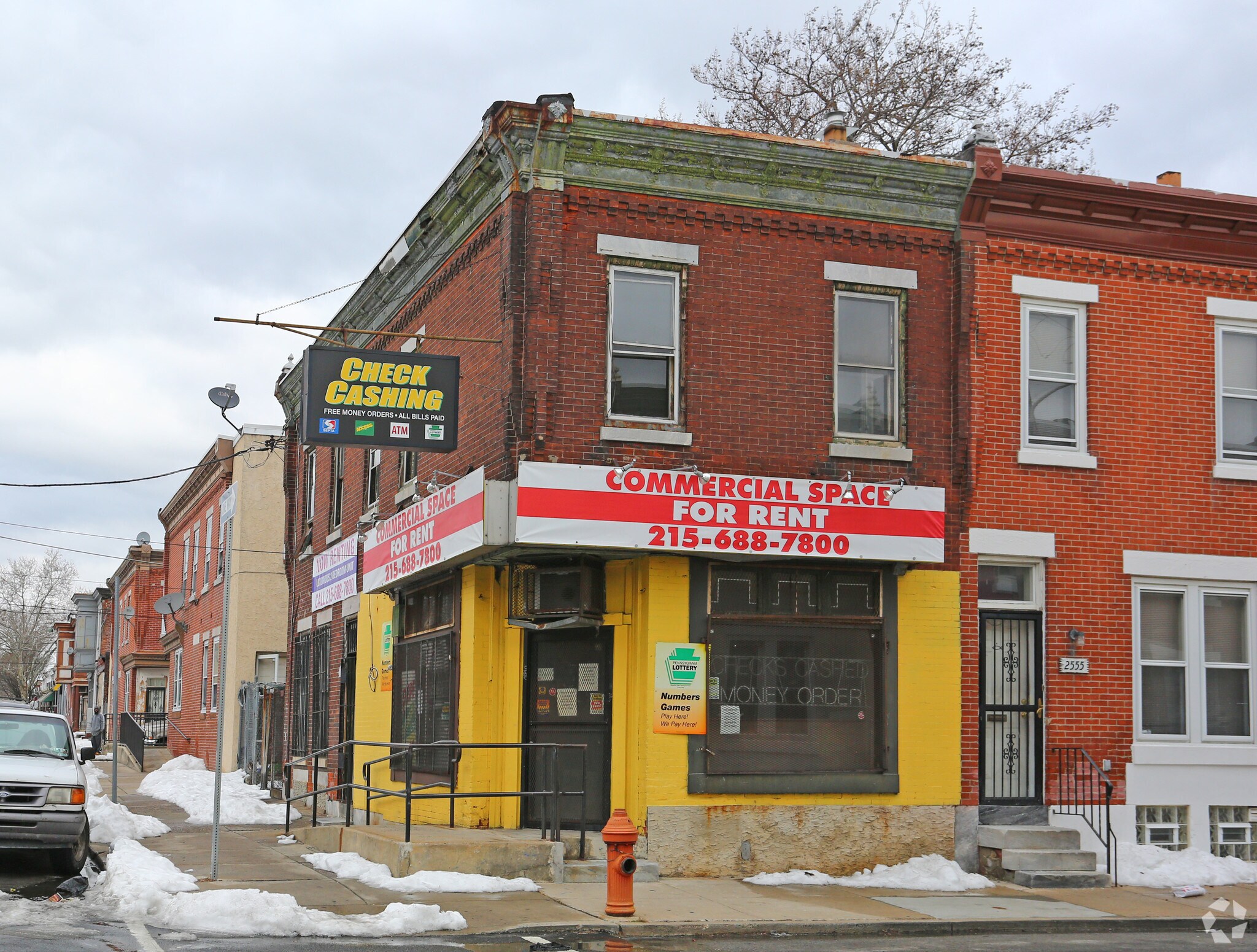 2557 W Sterner St, Philadelphia, PA à vendre Photo principale– Image 1 sur 3