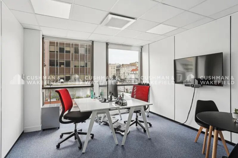 Bureau dans Neuilly-sur-Seine à louer - Photo de l’immeuble – Image 3 sur 13