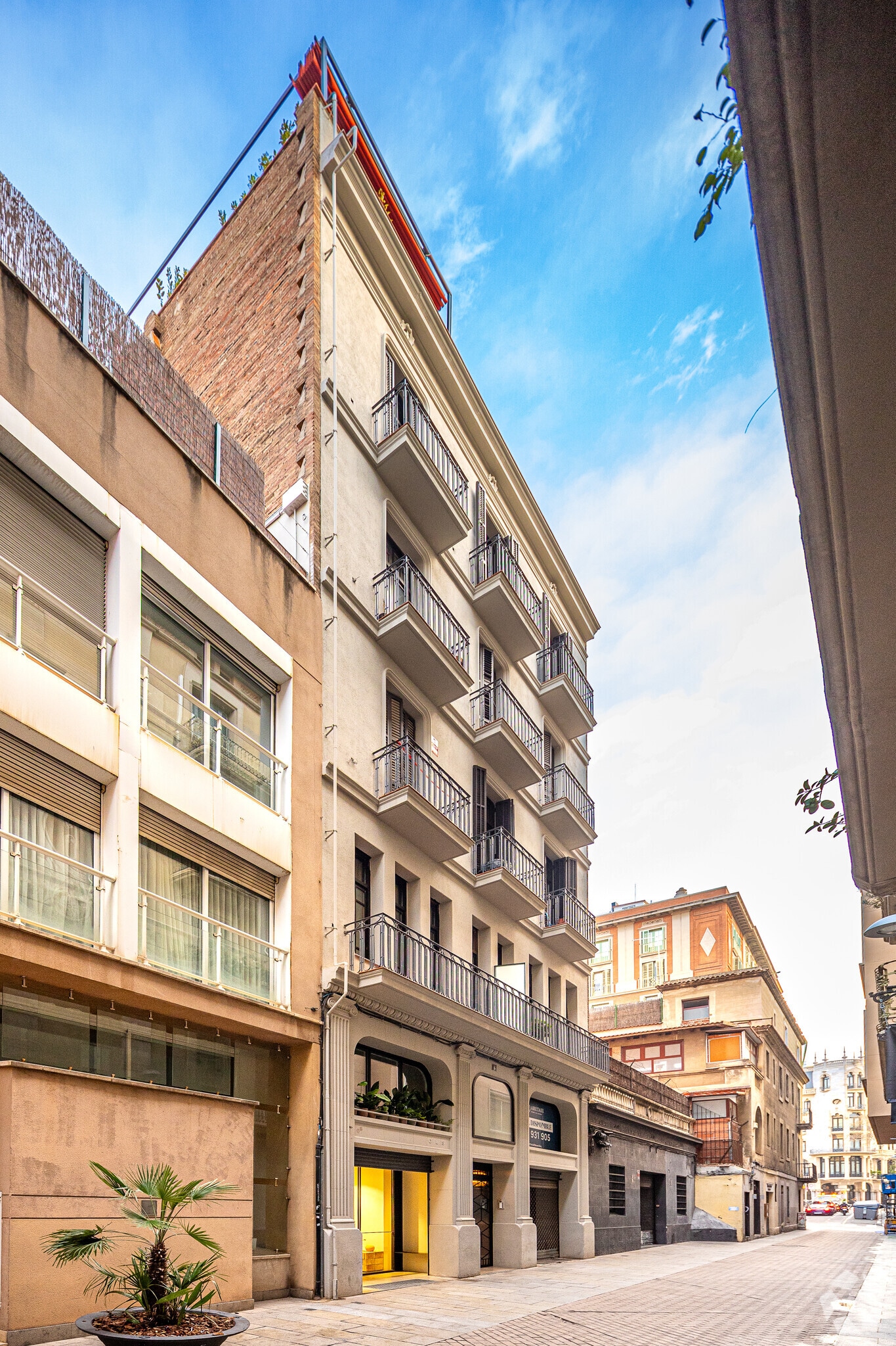 Bureaux/Local commercial dans Barcelone, Barcelona à louer Photo principale– Image 1 sur 3