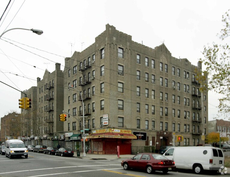 588-608 New York Ave, Brooklyn, NY à louer - Photo de l’immeuble – Image 2 sur 7
