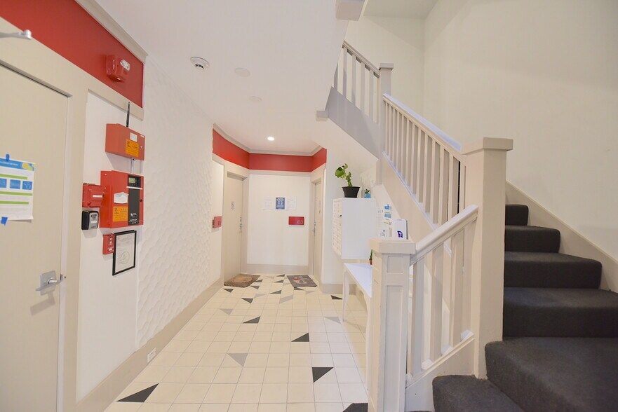 1075 O'Farrell St, San Francisco, CA à vendre - Photo de l’immeuble – Image 2 sur 13